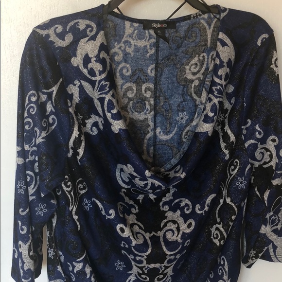 Blue and black glitter printed sweater - Picture 3 of 7